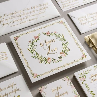 a-luxurious-and-personalized-stationery-set 10 th anniversary gift idea (1)